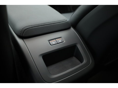 Volvo XC60 2.0 T6 Plug-in hybrid AWD Plus Dark | MY26 Facelift | Forest Lake Black Pack | Pano | 360 Cam. | Trekhaak |