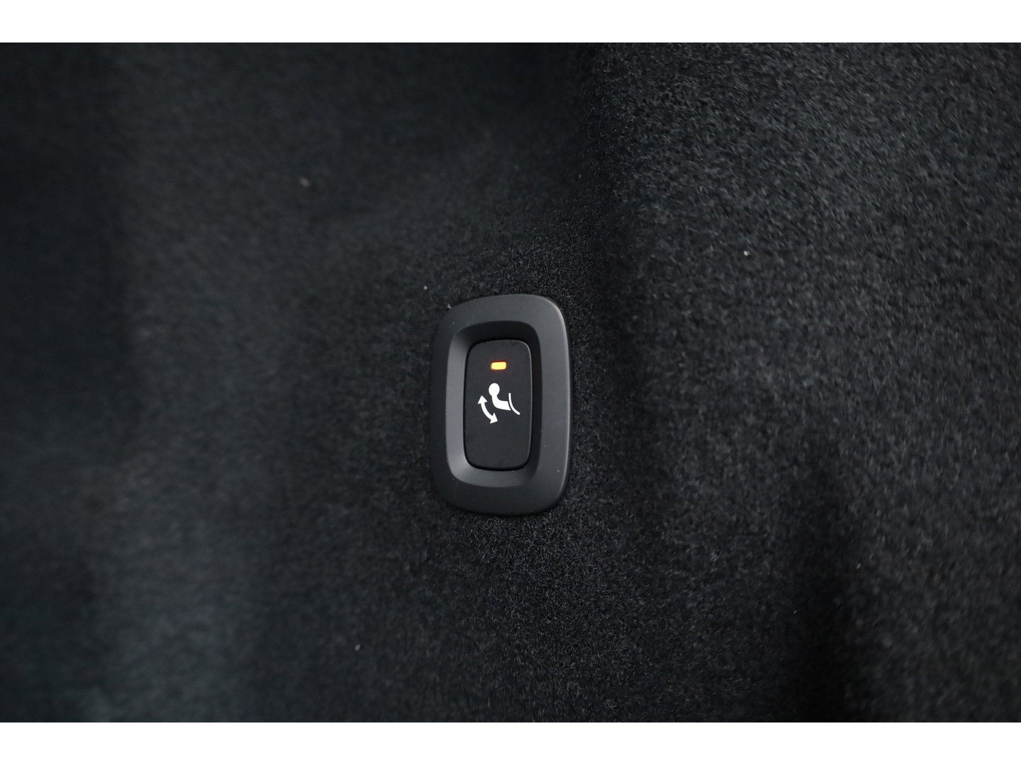 Volvo XC60 2.0 T6 Plug-in hybrid AWD Plus Dark | MY26 Facelift | Forest Lake Black Pack | Pano | 360 Cam. | Trekhaak |