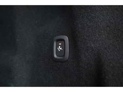 Volvo XC60 2.0 T6 Plug-in hybrid AWD Plus Dark | MY26 Facelift | Forest Lake Black Pack | Pano | 360 Cam. | Trekhaak |
