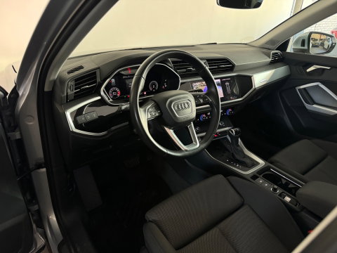 Audi Q3 35 TFSI Pro Line Pano|Camera|Stoelverwarming|Dodehoek|Keyless|ACC|Lane Assist