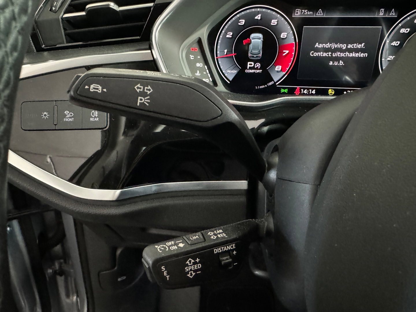 Audi Q3 35 TFSI Pro Line Pano|Camera|Stoelverwarming|Dodehoek|Keyless|ACC|Lane Assist