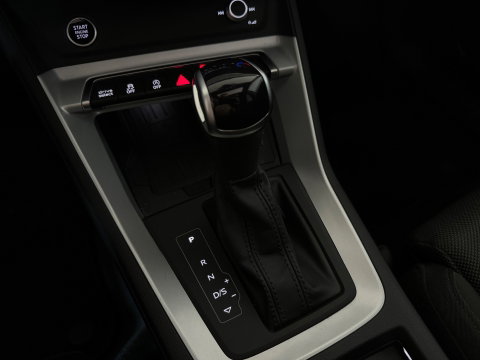 Audi Q3 35 TFSI Pro Line Pano|Camera|Stoelverwarming|Dodehoek|Keyless|ACC|Lane Assist