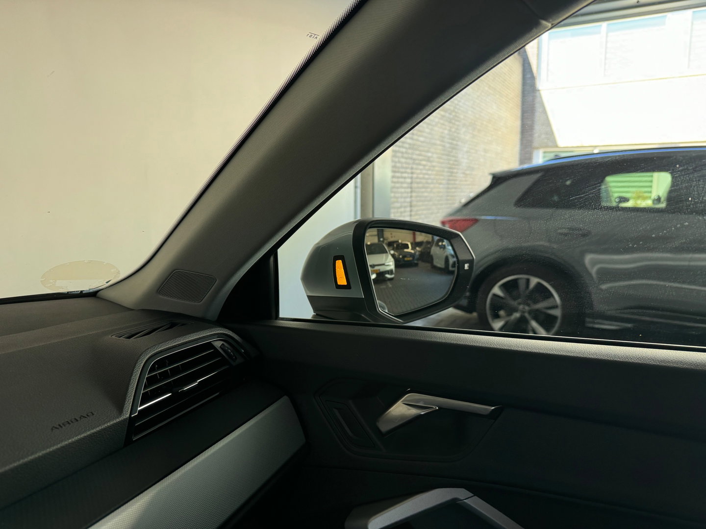 Audi Q3 35 TFSI Pro Line Pano|Camera|Stoelverwarming|Dodehoek|Keyless|ACC|Lane Assist