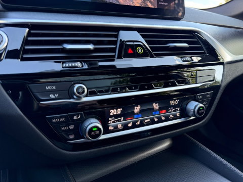 BMW 5 Serie Touring 520i High Exe M-Sport Pano|Leder|Memory|ACC|Carplay|Laser-lights|Camera