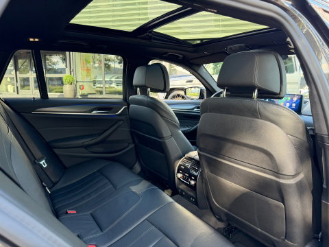 BMW 5 Serie Touring 520i High Exe M-Sport Pano|Leder|Memory|ACC|Carplay|Laser-lights|Camera