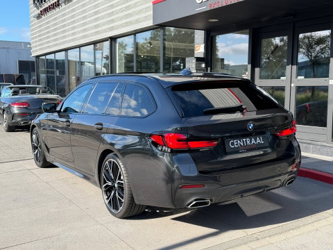 BMW 5 Serie Touring 520i High Exe M-Sport Pano|Leder|Memory|ACC|Carplay|Laser-lights|Camera