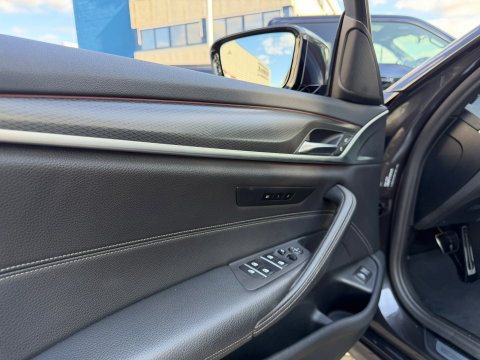 BMW 5 Serie Touring 520i High Exe M-Sport Pano|Leder|Memory|ACC|Carplay|Laser-lights|Camera