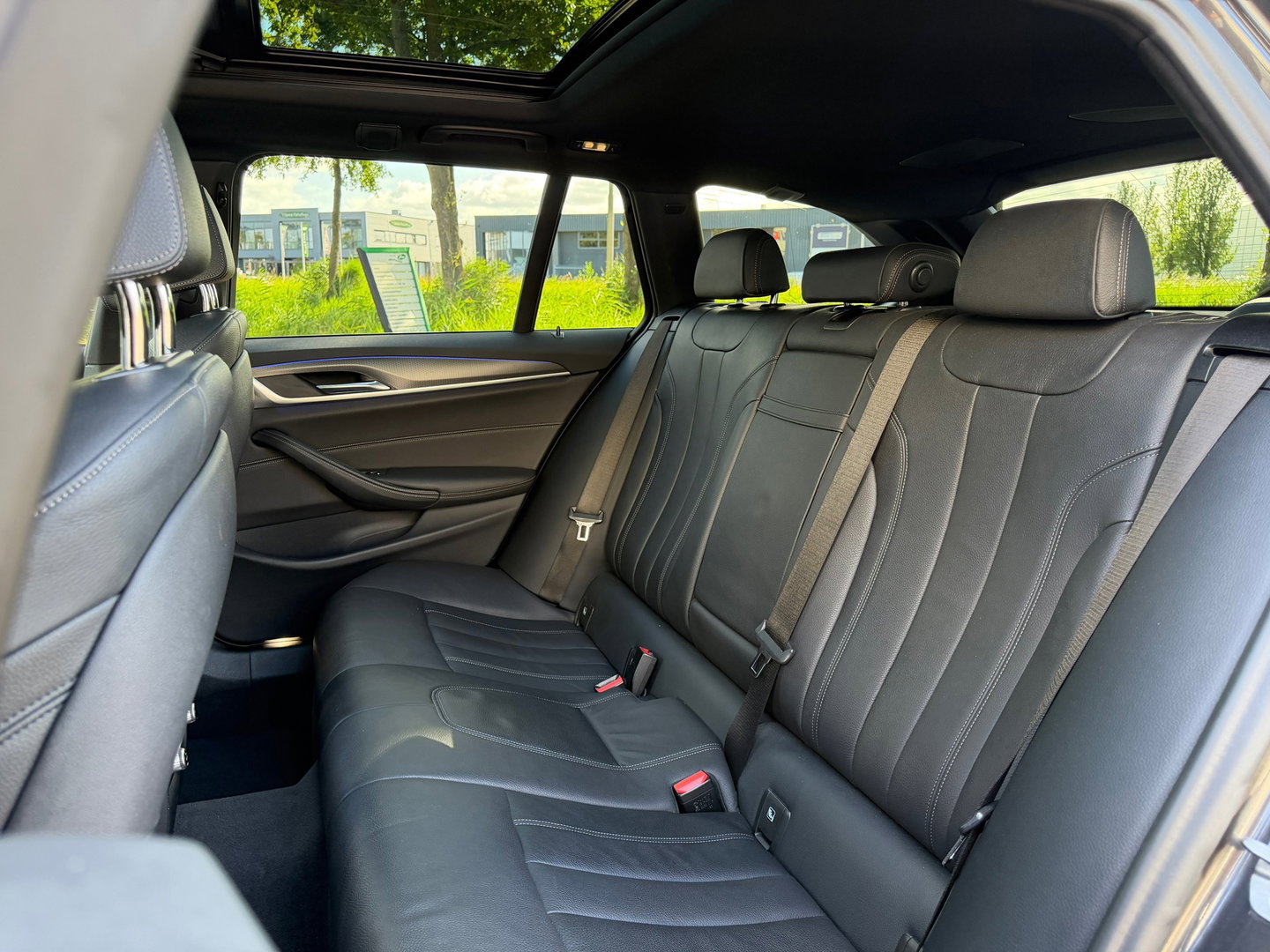 BMW 5 Serie Touring 520i High Exe M-Sport Pano|Leder|Memory|ACC|Carplay|Laser-lights|Camera