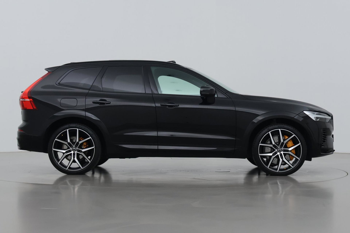 Volvo XC60 T8 Plug-in-hybrid Polestar Engineered | ACC | Bowers&Wilkins | 22 Inch | Trekhaak | Head-Up | Panoramadak