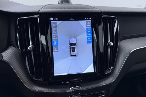 Volvo XC60 T8 Plug-in-hybrid Polestar Engineered | ACC | Bowers&Wilkins | 22 Inch | Trekhaak | Head-Up | Panoramadak