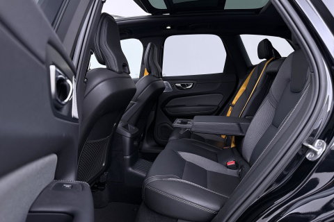 Volvo XC60 T8 Plug-in-hybrid Polestar Engineered | ACC | Bowers&Wilkins | 22 Inch | Trekhaak | Head-Up | Panoramadak