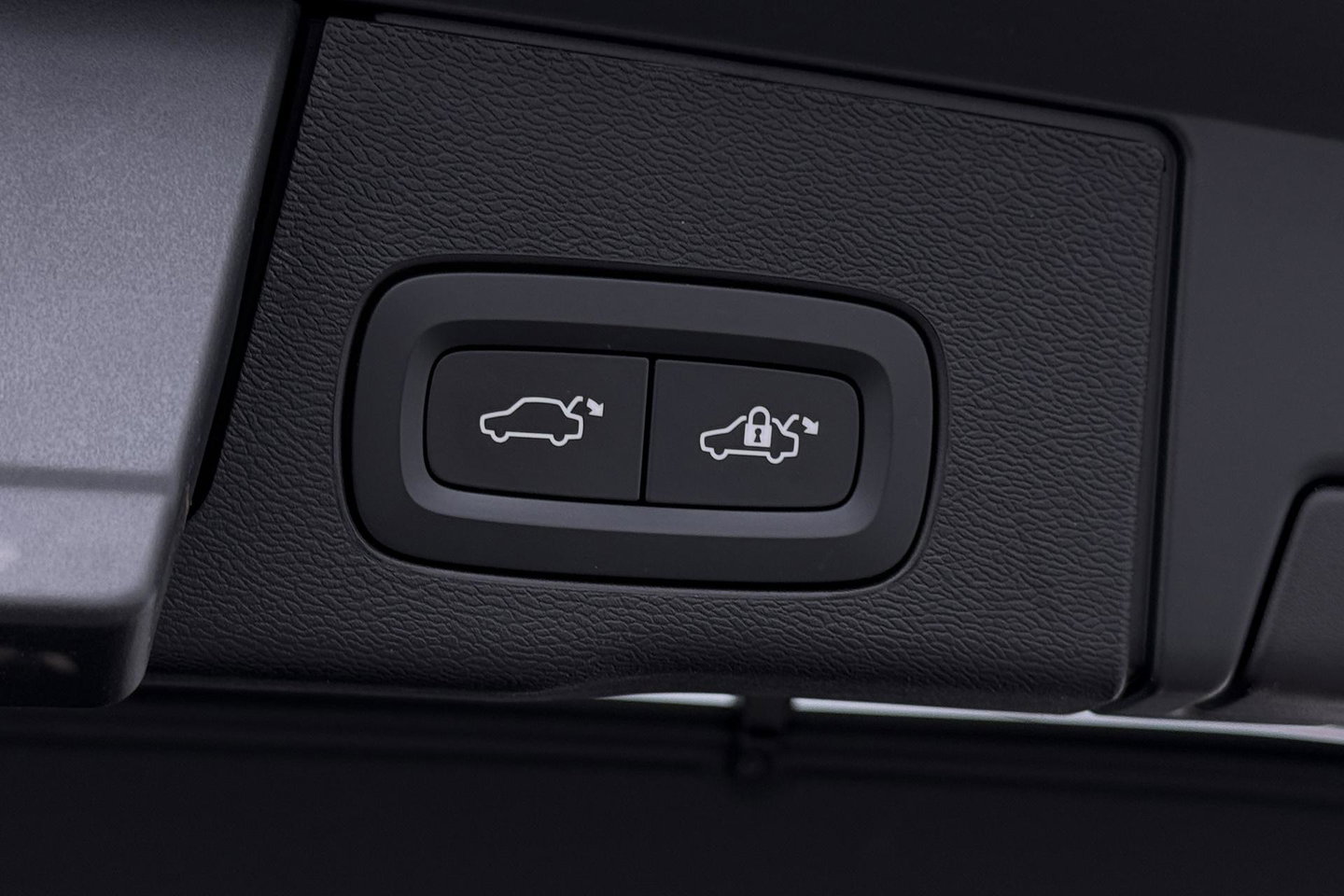 Volvo XC60 T8 Plug-in-hybrid Polestar Engineered | ACC | Bowers&Wilkins | 22 Inch | Trekhaak | Head-Up | Panoramadak
