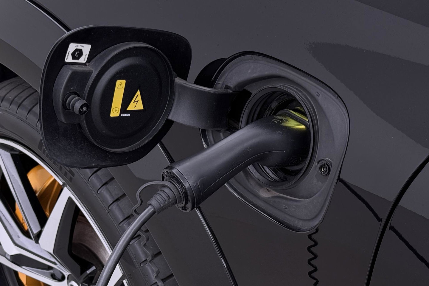 Volvo XC60 T8 Plug-in-hybrid Polestar Engineered | ACC | Bowers&Wilkins | 22 Inch | Trekhaak | Head-Up | Panoramadak
