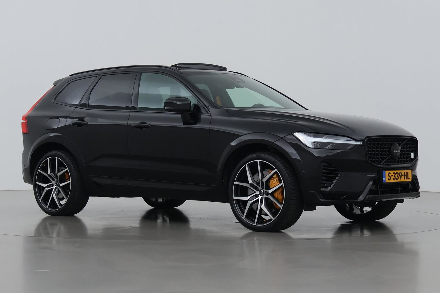 Volvo XC60 T8 Plug-in-hybrid Polestar Engineered | ACC | Bowers&Wilkins | 22 Inch | Trekhaak | Head-Up | Panoramadak