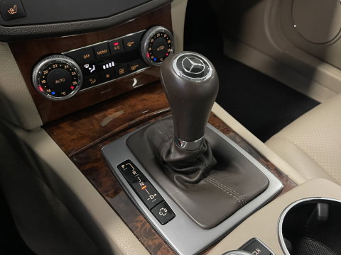 Mercedes-Benz C-Klasse 300 Avantgarde | Airconditioning | Panoramadak | Cruise control | Elektrische ramen | Navigatie | Reservewiel |