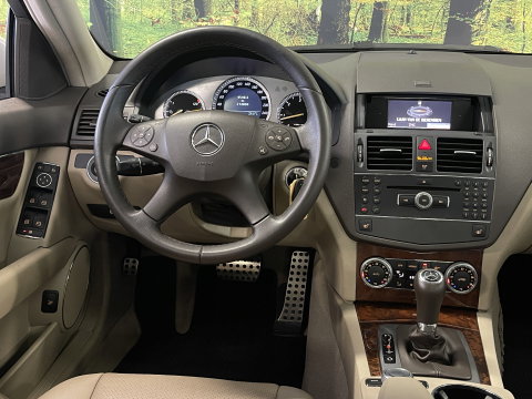 Mercedes-Benz C-Klasse 300 Avantgarde | Airconditioning | Panoramadak | Cruise control | Elektrische ramen | Navigatie | Reservewiel |