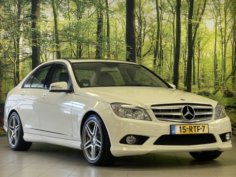 Mercedes-Benz C-Klasse 300 Avantgarde | Airconditioning | Panoramadak | Cruise control | Elektrische ramen | Navigatie | Reservewiel |