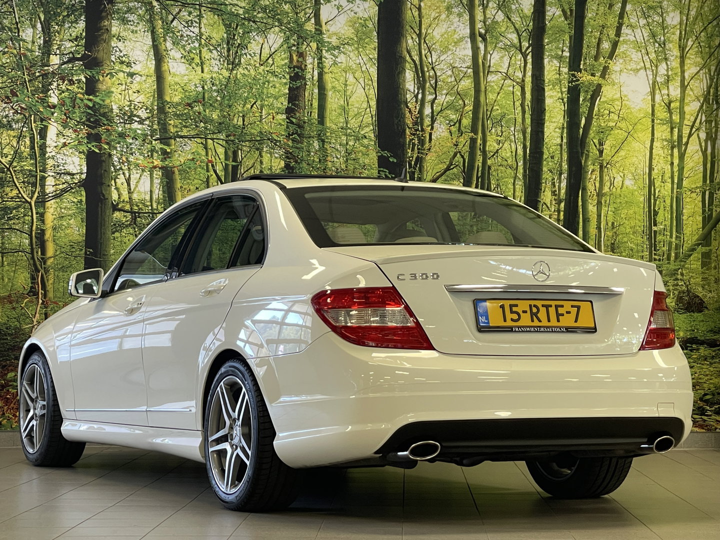 Mercedes-Benz C-Klasse 300 Avantgarde | Airconditioning | Panoramadak | Cruise control | Elektrische ramen | Navigatie | Reservewiel |
