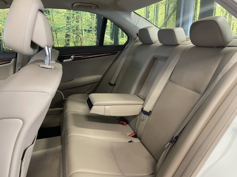 Mercedes-Benz C-Klasse 300 Avantgarde | Airconditioning | Panoramadak | Cruise control | Elektrische ramen | Navigatie | Reservewiel |