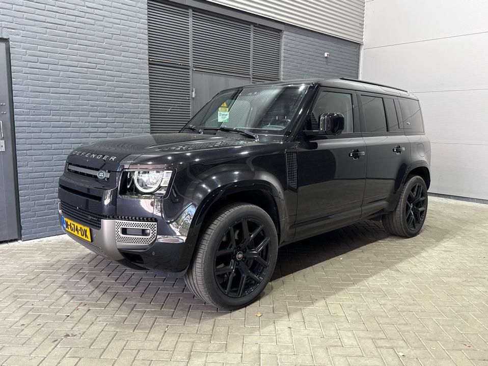 Land Rover Defender 110 2.0 P400e 110 HSE | Luchtvering | Trekhaak | Meridian | Koelbox | 22 Inch Urban | 360° Camera