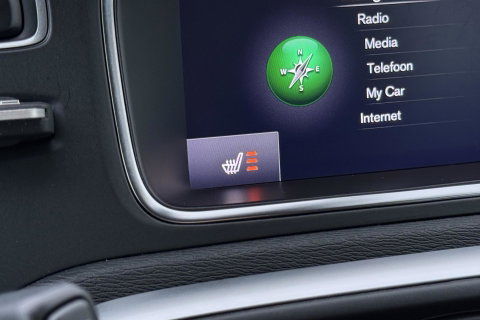 Volvo V40 2.0 T3 Nordic+ | Standkachel | LED | Stoelverwarming | Verwarmde Voorruit | Parkeersensoren