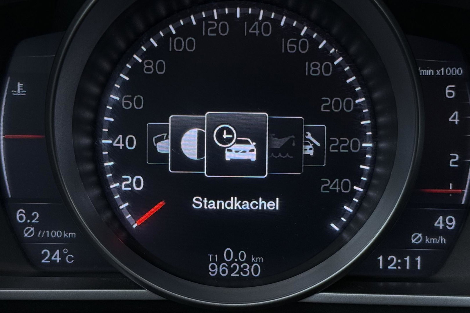 Volvo V40 2.0 T3 Nordic+ | Standkachel | LED | Stoelverwarming | Verwarmde Voorruit | Parkeersensoren