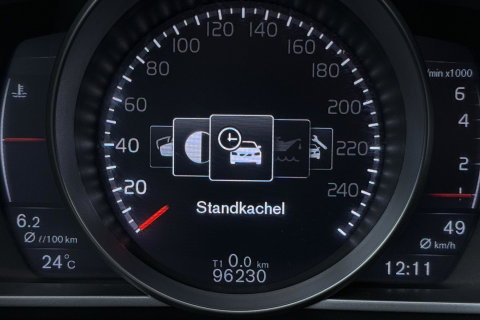 Volvo V40 2.0 T3 Nordic+ | Standkachel | LED | Stoelverwarming | Verwarmde Voorruit | Parkeersensoren