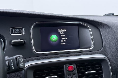 Volvo V40 2.0 T3 Nordic+ | Standkachel | LED | Stoelverwarming | Verwarmde Voorruit | Parkeersensoren