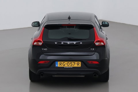 Volvo V40 2.0 T3 Nordic+ | Standkachel | LED | Stoelverwarming | Verwarmde Voorruit | Parkeersensoren