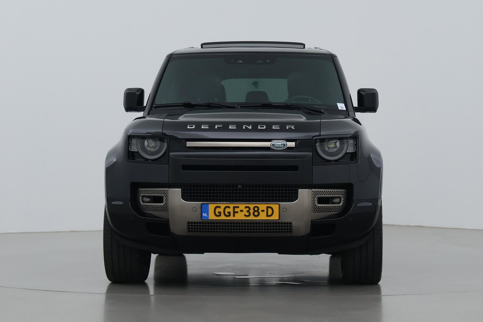 Land Rover Defender 110 3.0 P400 110 X-Dynamic S | ACC | Trekhaak | Luchtvering | 360° Camera | Head-Up | Stoelventilatie | Stoel+Stuurverwarming | 22 Inch