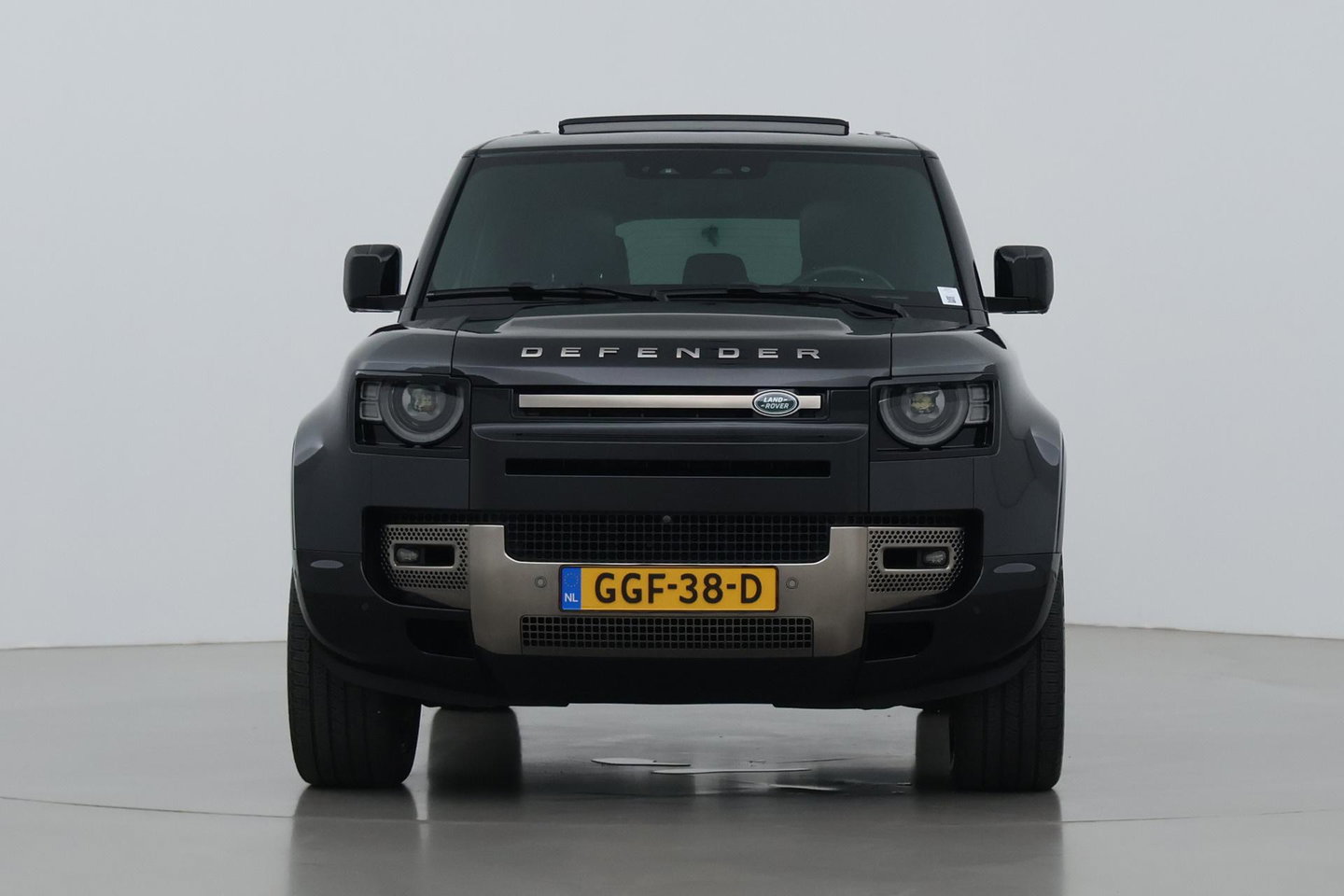 Land Rover Defender 110 3.0 P400 110 X-Dynamic S | ACC | Trekhaak | Luchtvering | 360° Camera | Head-Up | Stoelventilatie | Stoel+Stuurverwarming | 22 Inch