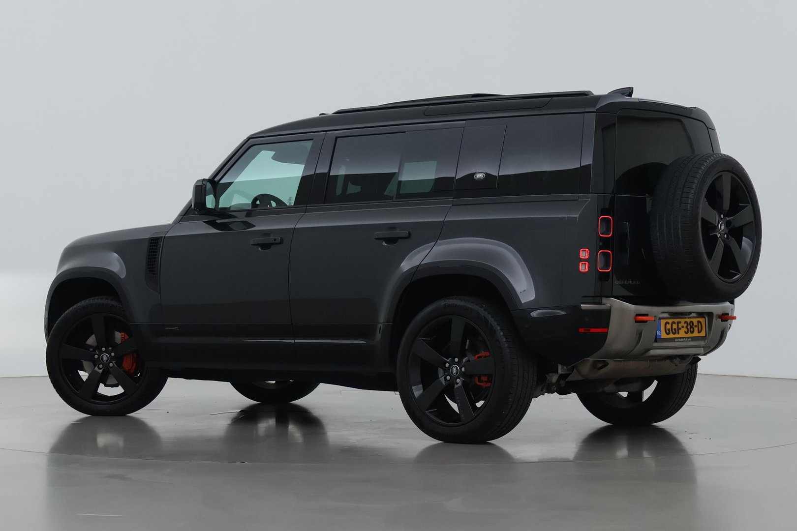 Land Rover Defender 110 3.0 P400 110 X-Dynamic S | ACC | Trekhaak | Luchtvering | 360° Camera | Head-Up | Stoelventilatie | Stoel+Stuurverwarming | 22 Inch