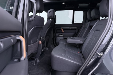 Land Rover Defender 110 3.0 P400 110 X-Dynamic S | ACC | Trekhaak | Luchtvering | 360° Camera | Head-Up | Stoelventilatie | Stoel+Stuurverwarming | 22 Inch