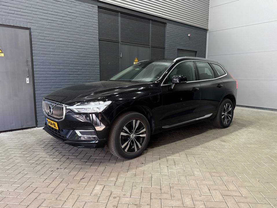 Volvo XC60 Recharge T8 AWD Business Pro | ACC | Panoramadak | 360° Camera | Head-Up | Harman/Kardon | Trekhaak | BLIS | Stoel+Stuurverwarming