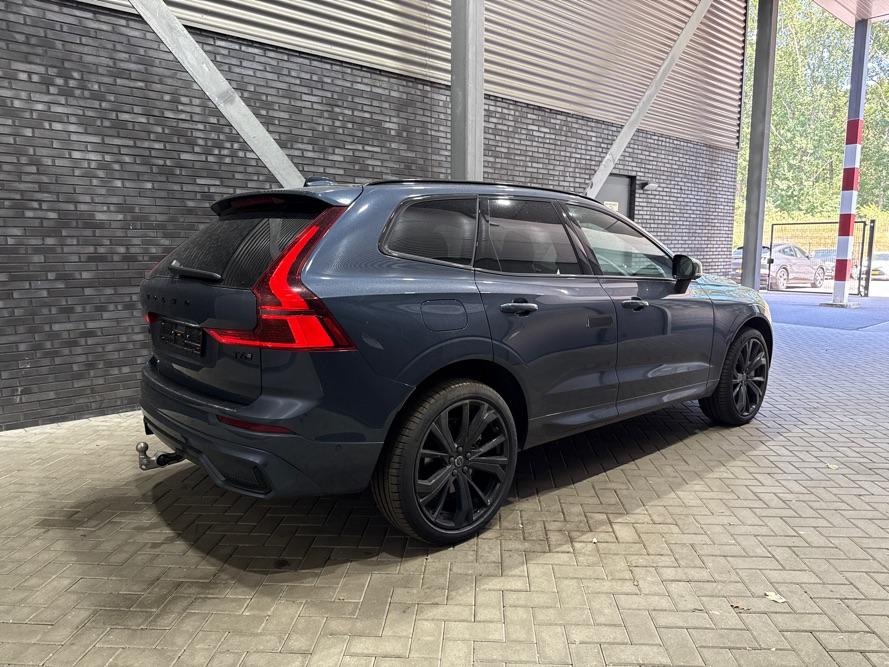 Volvo XC60 T6 Plug-in hybrid Plus Black Edition | ACC | Bowers&Wilkins | Panoramadak | Trekhaak | 360° Camera | Massage+Ventilatie | Head-Up | 21 Inch
