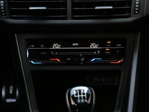 Volkswagen Taigo 1.0TSi R-LINE/ PANORAMADAK/ MATRIX LED/ NL-AUTO 1STE EIGENAAR