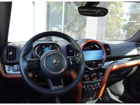MINI Countryman 1.5 Cooper MINI Yours PANO KEYLESS