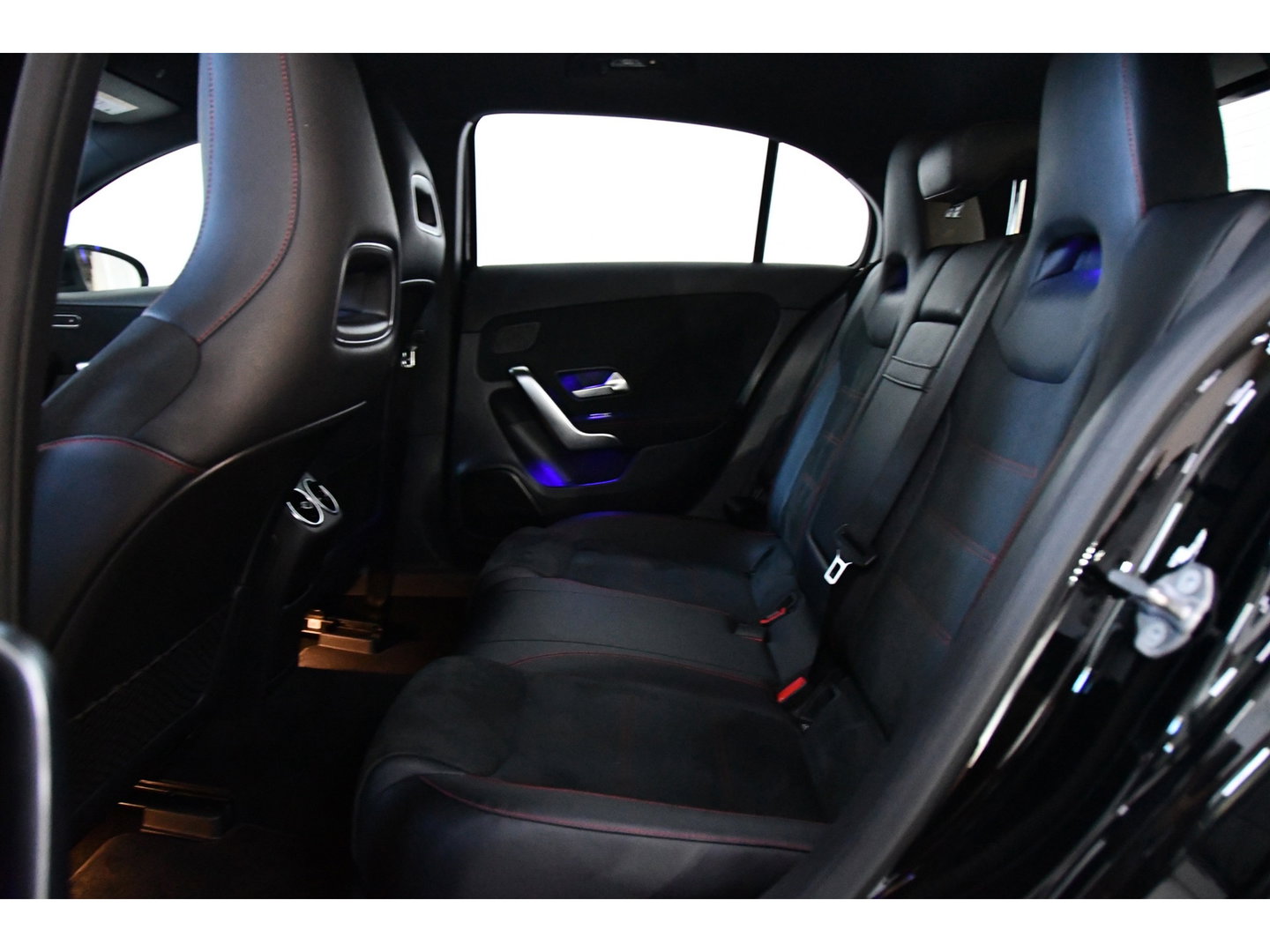 Mercedes-Benz A-Klasse 200 Business Solution AMG, Burmester, Sfeer