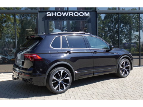 Volkswagen Tiguan 1.5 TSI R-Line PANO KEYLESS CAM
