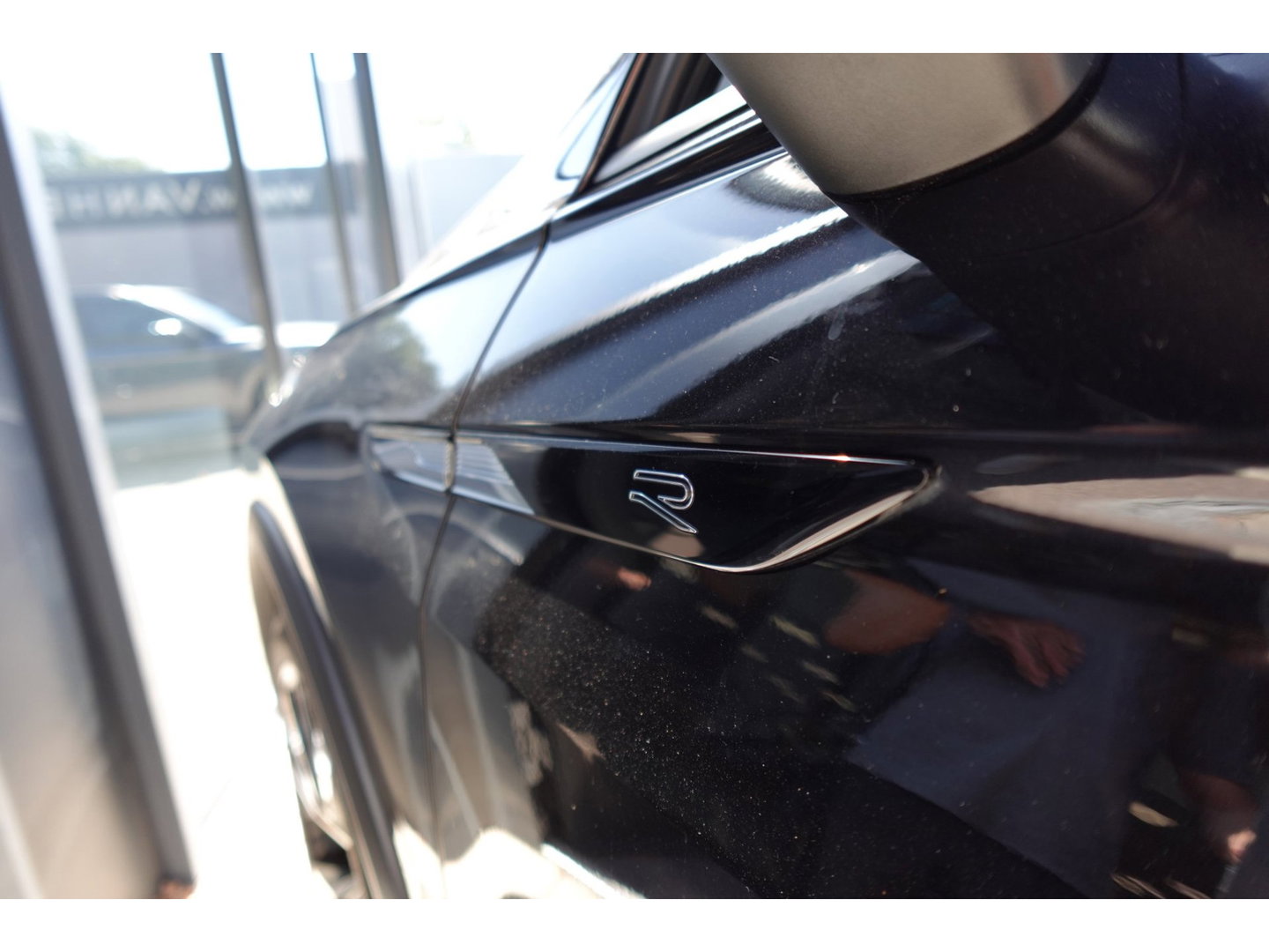 Volkswagen Tiguan 1.5 TSI R-Line PANO KEYLESS CAM