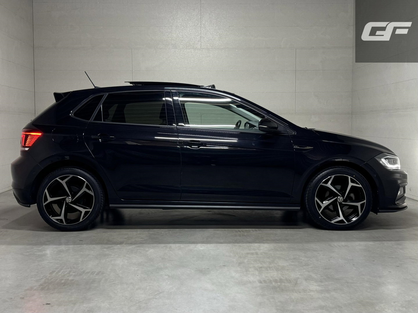 Volkswagen Polo 1.0 TSI 2x R-Line Pano Virtual DSG Beats NAP