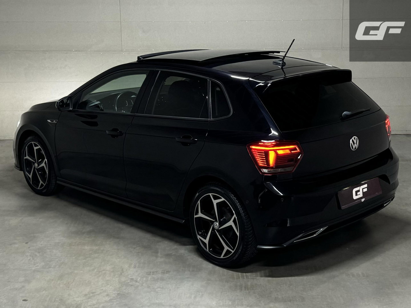 Volkswagen Polo 1.0 TSI 2x R-Line Pano Virtual DSG Beats NAP