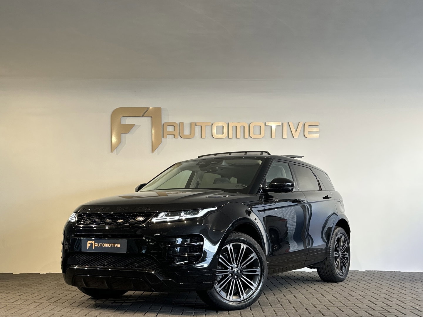 Land Rover Range Rover Evoque 1.5 P300e AWD R-Dynamic HSE