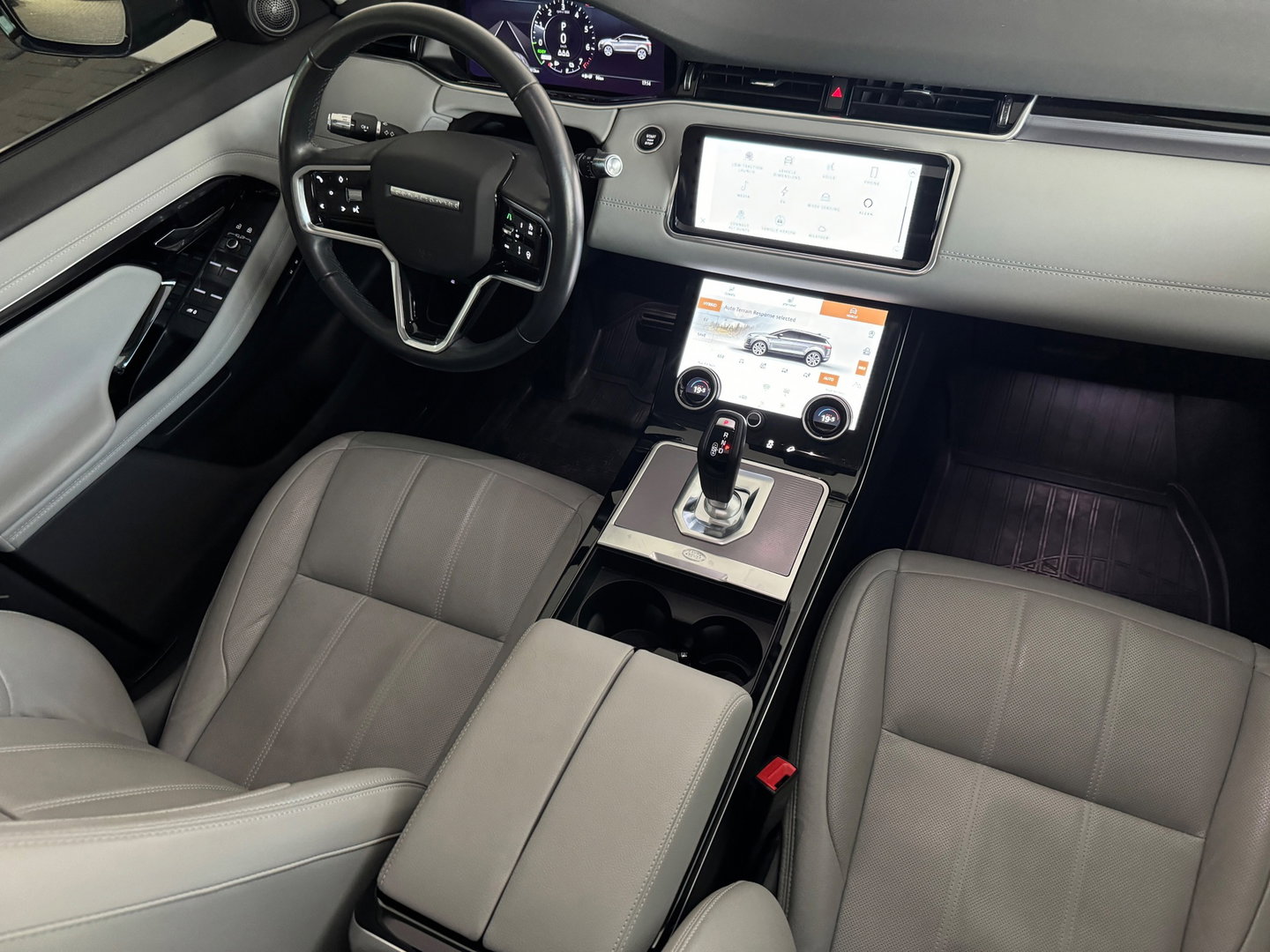 Land Rover Range Rover Evoque 1.5 P300e AWD R-Dynamic HSE