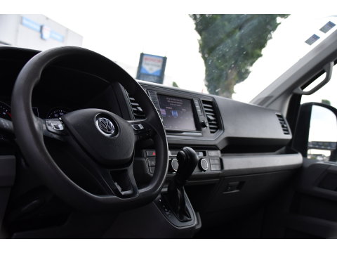 Volkswagen Crafter 35 2.0 TDI L3H3 PB Edition Camera, Adaptieve Cruise, Carplay, LED, Trekhaak, Multimedia, 140pk, Automaat, Sensoren, Uniek!