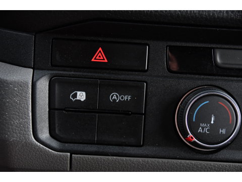 Volkswagen Crafter 35 2.0 TDI L3H3 PB Edition Camera, Adaptieve Cruise, Carplay, LED, Trekhaak, Multimedia, 140pk, Automaat, Sensoren, Uniek!
