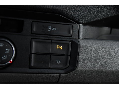 Volkswagen Crafter 35 2.0 TDI L3H3 PB Edition Camera, Adaptieve Cruise, Carplay, LED, Trekhaak, Multimedia, 140pk, Automaat, Sensoren, Uniek!