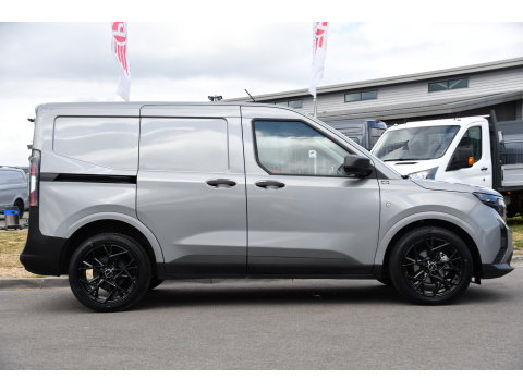 Ford Transit Courier 1.0 EcoBoost PB Editon Virtual, Cruise, Carplay, Stoelverwarming, Stuurverwarming, Multimedia, 100pk, Uniek!