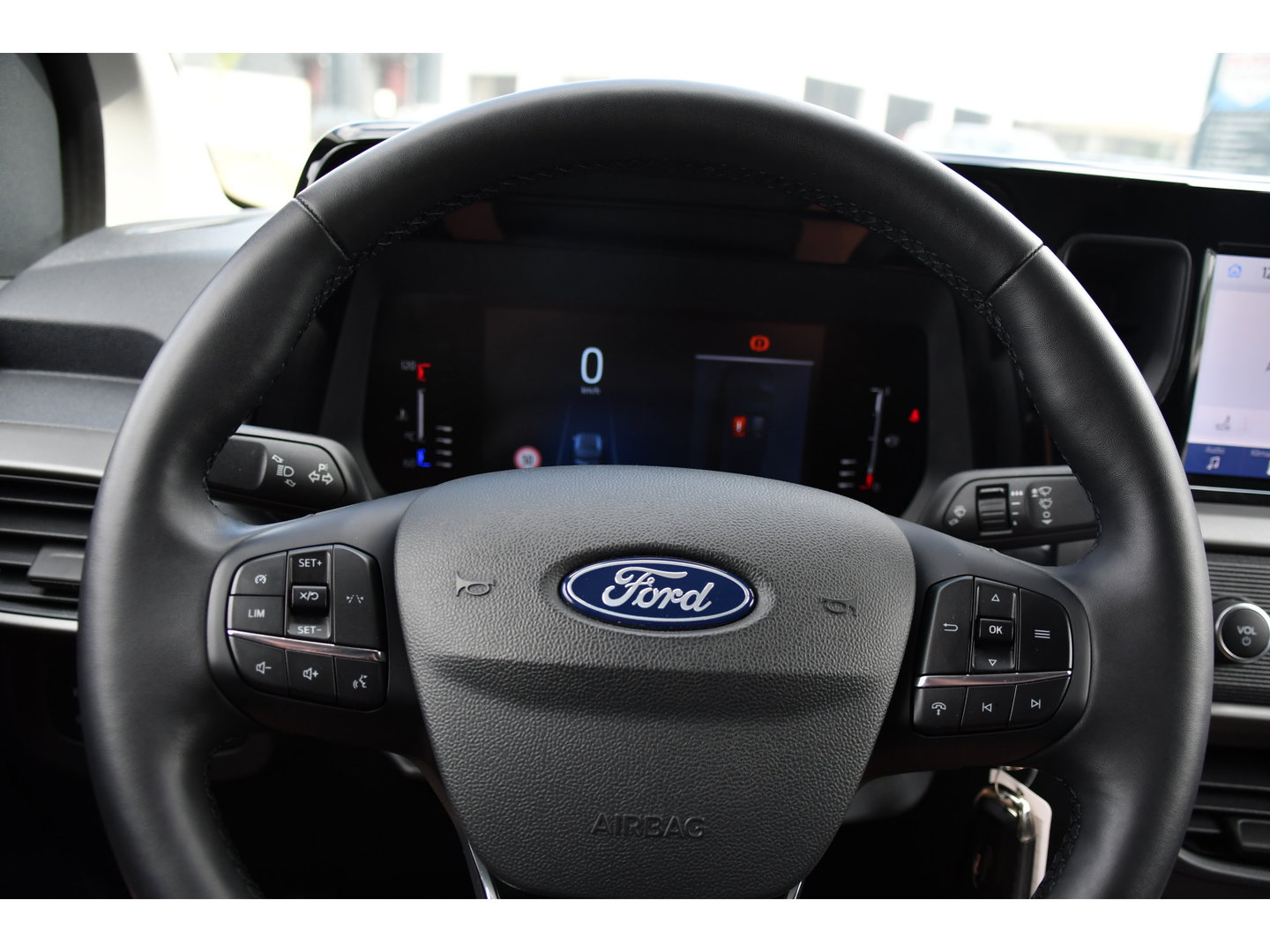 Ford Transit Courier 1.0 EcoBoost PB Editon Virtual, Cruise, Carplay, Stoelverwarming, Stuurverwarming, Multimedia, 100pk, Uniek!