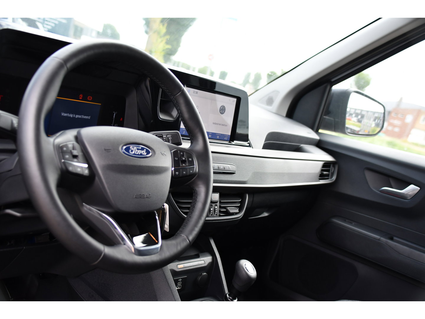 Ford Transit Courier 1.0 EcoBoost PB Editon Virtual, Cruise, Carplay, Stoelverwarming, Stuurverwarming, Multimedia, 100pk, Uniek!